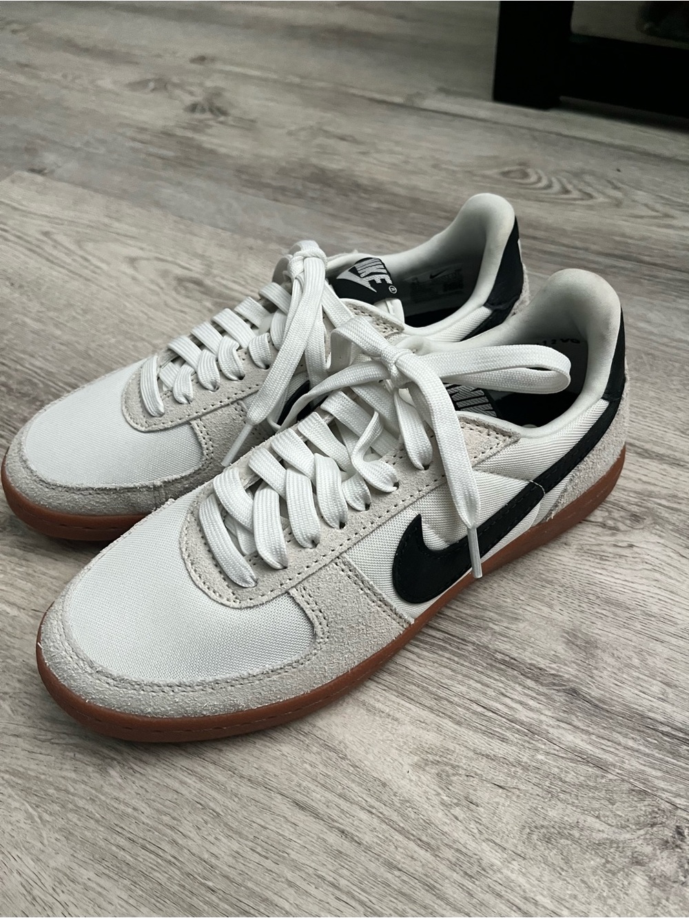 Nike woman’s field general shoes size 6.5